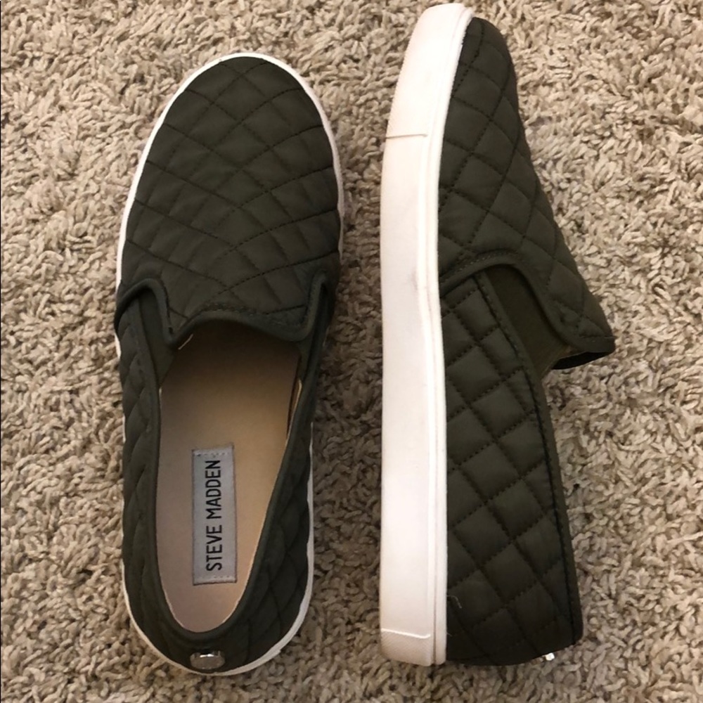 Steve Madden Sneakers